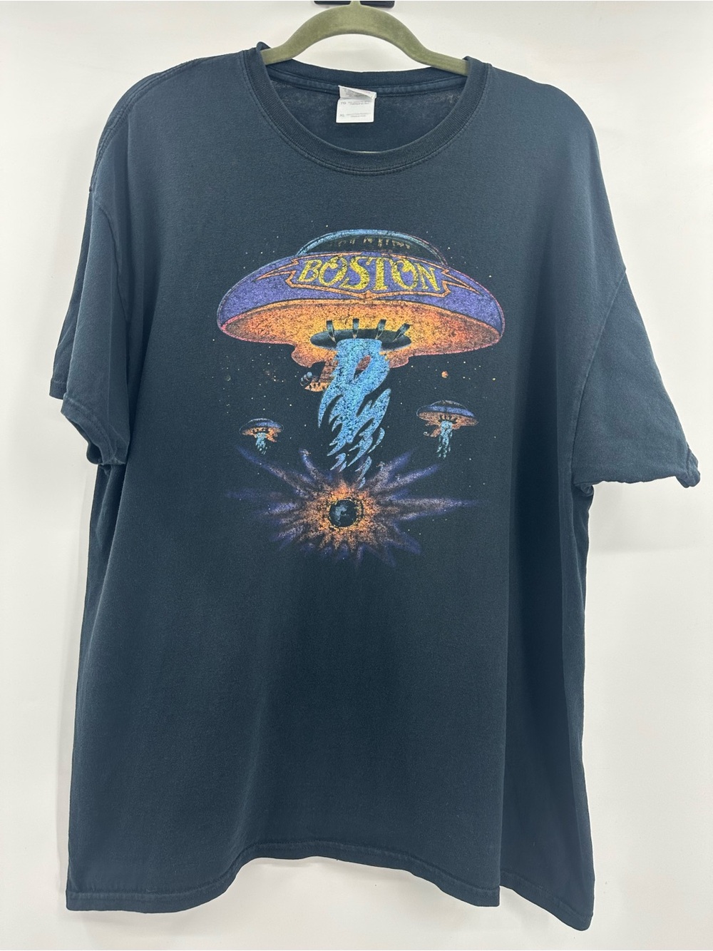Gildan Boston Graphic Band Tee Black Short Sleeve